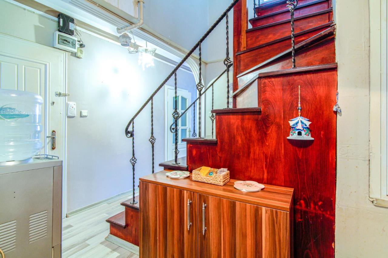 Duplex Cozy Flat With A Balcony Near Nisantasi İstanbul