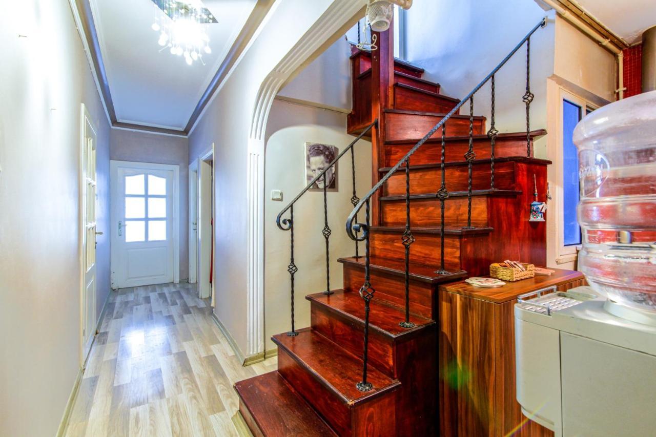Appartamento Duplex Cozy Flat With A Balcony Near Nisantasi